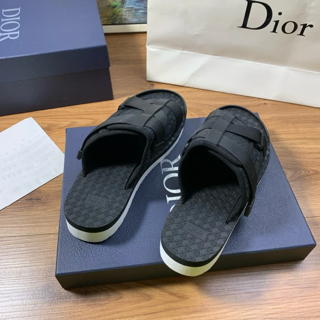 Factory price: 280💰 Dior men's counters are selling sandals at the same time ✔️Imported brand printing/selected high-quality calfskin, highlighting high-end elegance, exquisite workmanship, soles: original soles specially provided by the original factory, hot-selling physical products🔥Normal size: 38-44, customized 45